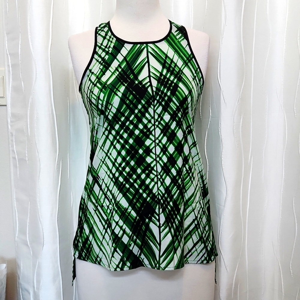 Vince Camuto Green Pattern Sleeveless Top